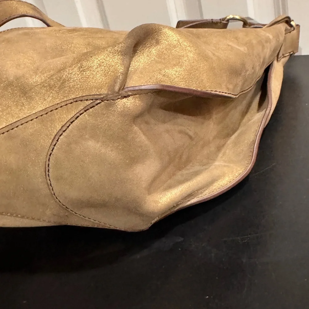 hobo gold shoulder bag